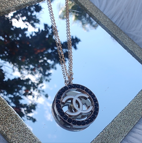 Authentic Chanel Charm - Picture 1 of 2